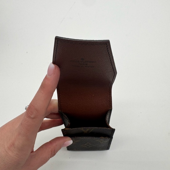 Louis Vuitton Pouch - Picture 3 of 3